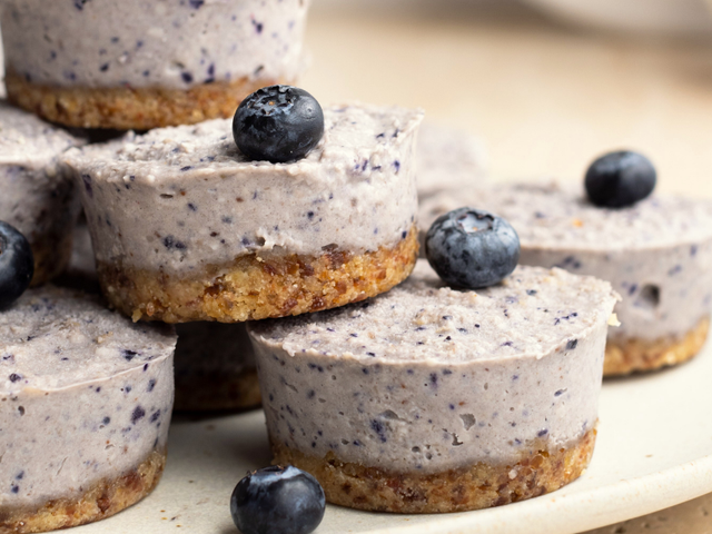 Mini Blueberry Cheesecakes